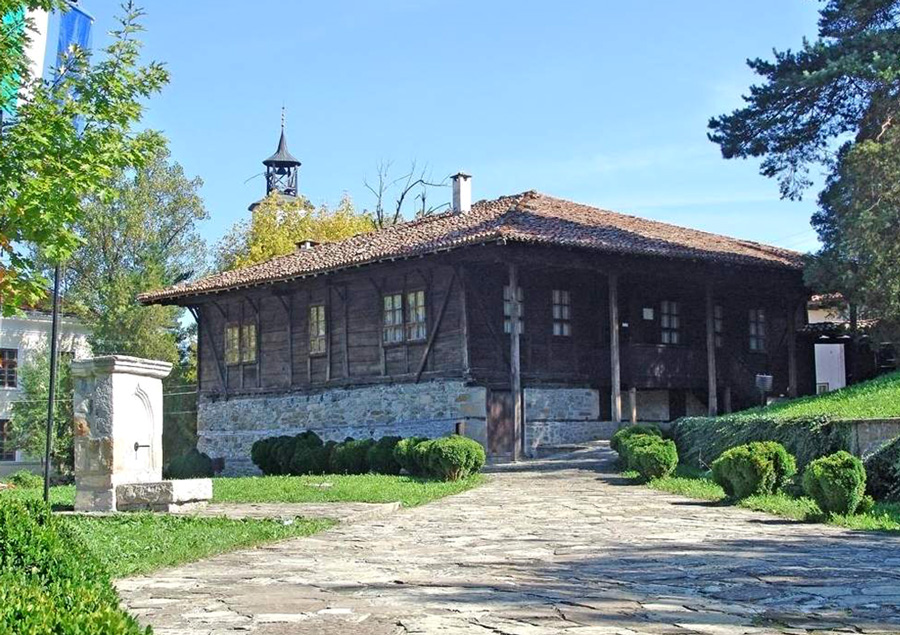 Град Елена 7